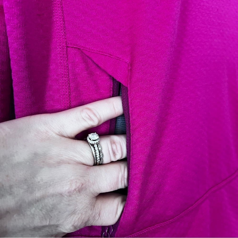 The North Face Women’s Fitted Quarter Zip in Pink size Small - Picture 5 of 11